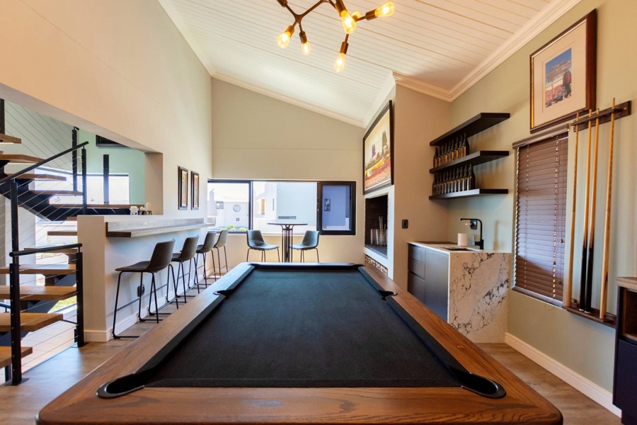 3 Bedroom Property for Sale in Calypso Beach Western Cape